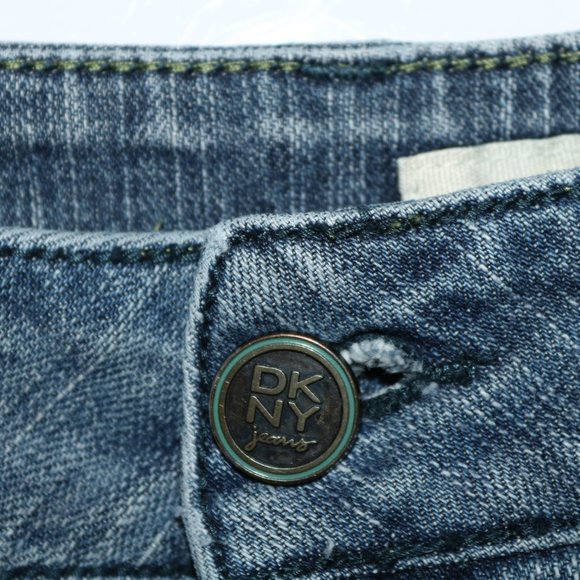 DKNY Jeans Petites Bermuda Jean Shorts - Picture 2 of 5